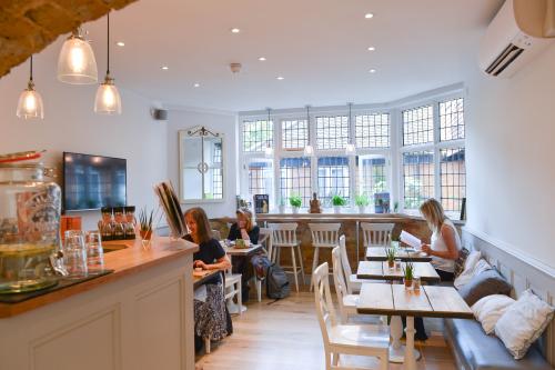 cafe.jpg_1581583908